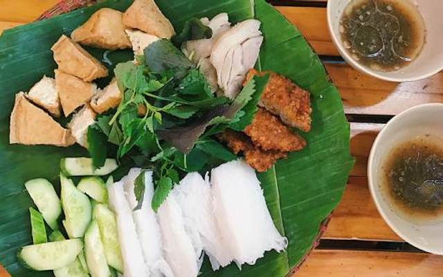 A Hùng - Bún Đậu Mẹt - Trần Bá Giao