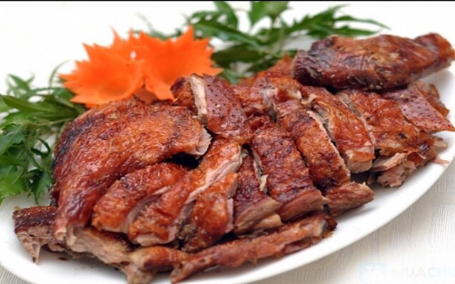 Hương - Bún Chả & Vịt Nướng