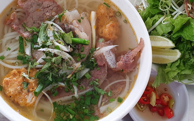 Bún Bò Huế Trang Nam - Trần Đại Nghĩa