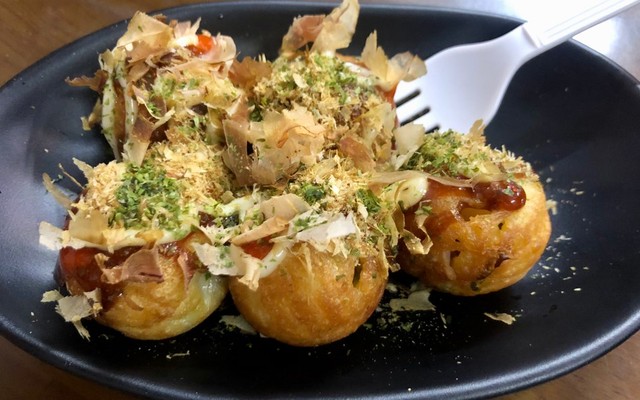 Takoyaki Chú Sáu - Trần Lựu