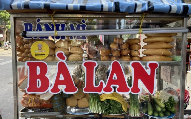 Bánh Mì Bà Lan - 48 Phan Châu Trinh