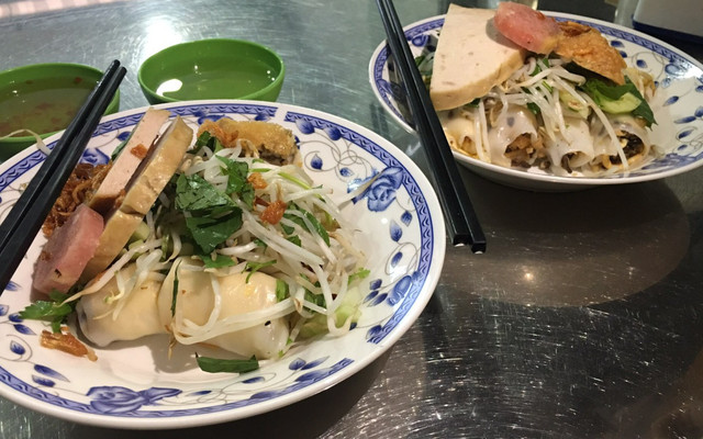 Thùy Lê - Bánh Cuốn