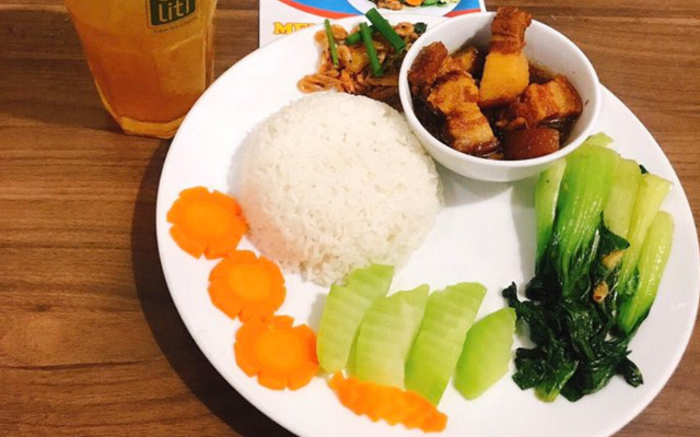 Moment - Tiệm Cơm Văn Phòng