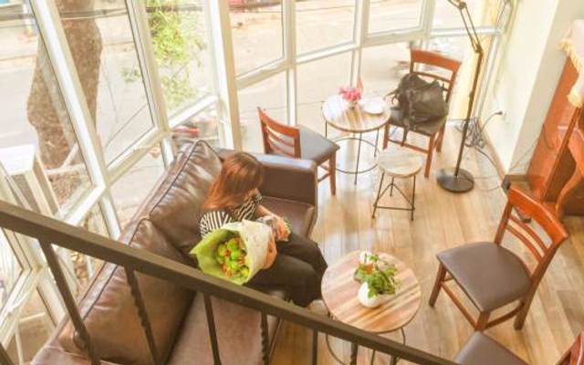 Tranquil Books & Coffee - 8 Nguyễn Quang Bích