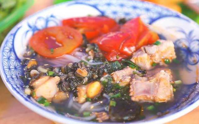 Bún Ốc Sườn Cô Sáu - Nguyễn Hoàng