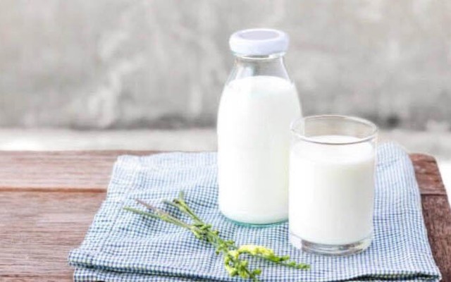 Dì Nận - Sữa Chua Chai & Bì