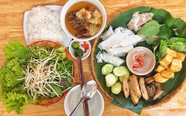 Kim Ngân - Bún Chả & Bún Đậu