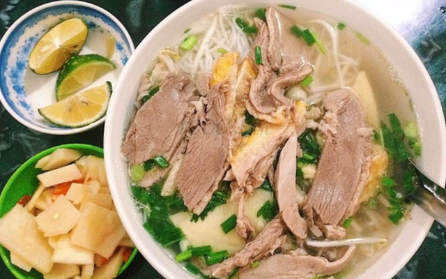 Chị Tuyến - Bún, Miến, Phở & Xôi - Đầu Ngõ 1 Lĩnh Nam