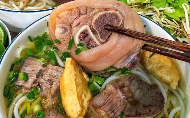 Bún Bò Huế Tây Lộc