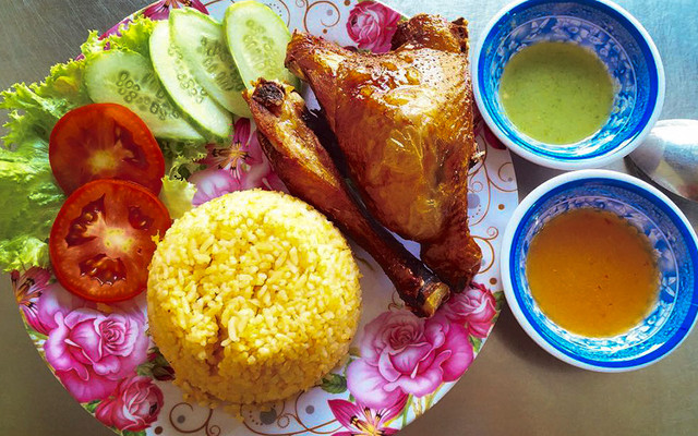 Cơm Gà Xối Mỡ Quỳnh Ký