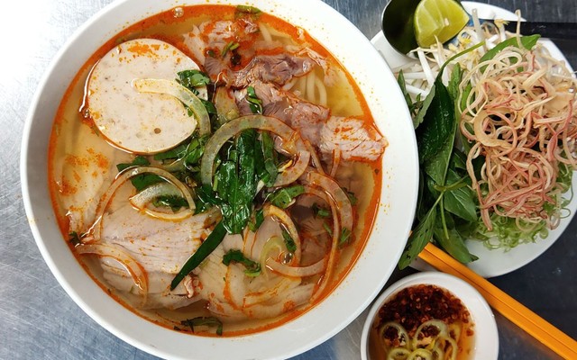 Bún Bò Huế O Nhỏ - Hậu Giang