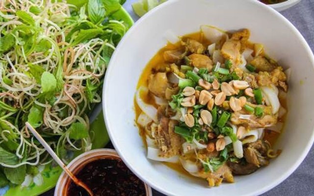 Trung Tâm - Mì Quảng, Bún Mắm & Cháo