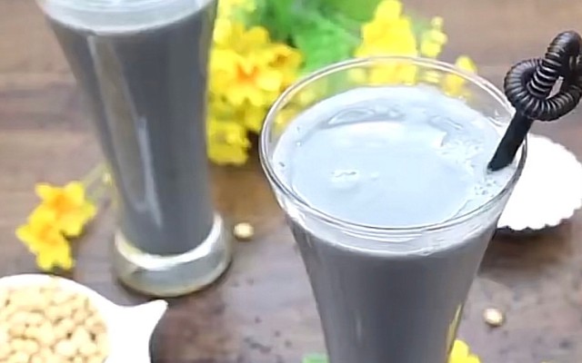 Tiệm Sữa Đậu & Bánh Mì - Quỳnh Trúc