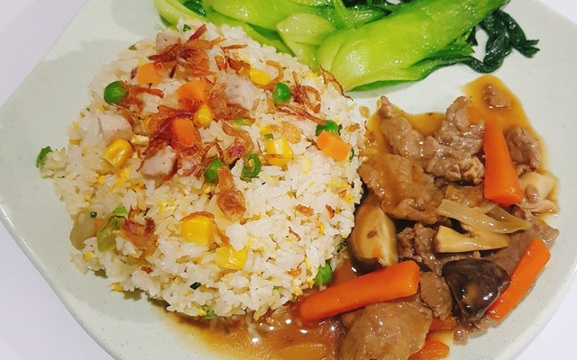 Cơm Phở Việt, Cháo & Mì Gà - Trung Hòa Nhân Chính