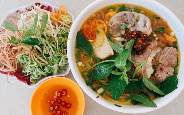 Bún Bò Cô Bảy - Tăng Nhơn Phú