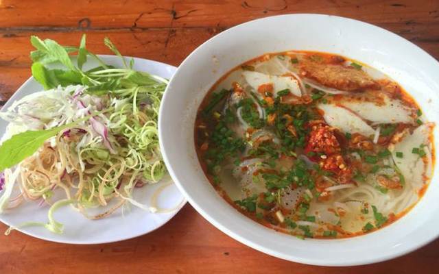 Trí Nhị - Bánh Canh Chả Cá Tam Quan