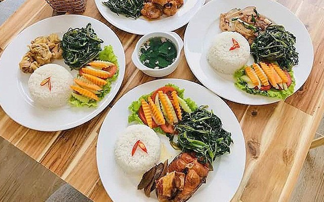Lee's House - Cơm Văn Phòng