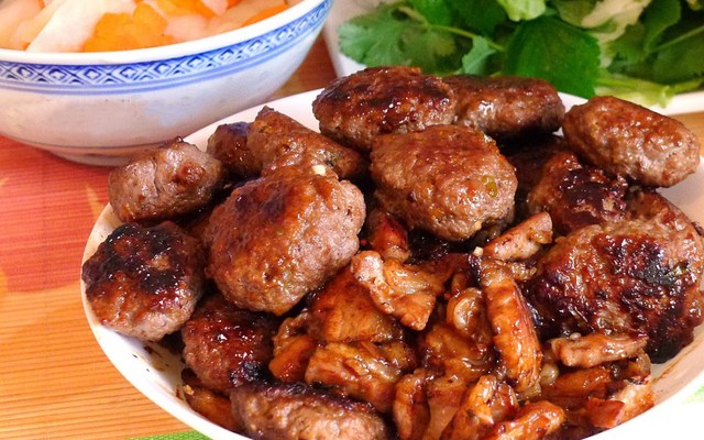 Bún Chả Khoái Chá