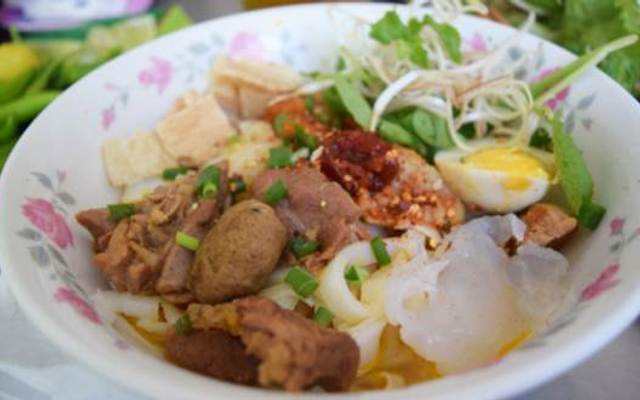 Mỳ Quảng Sứa Hồng Nga