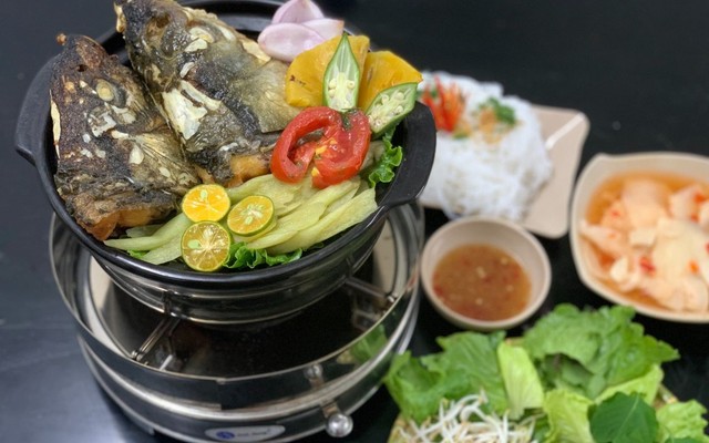 Bún Cá Chấm & Gà Tần Cậu Cả - Kim Mã