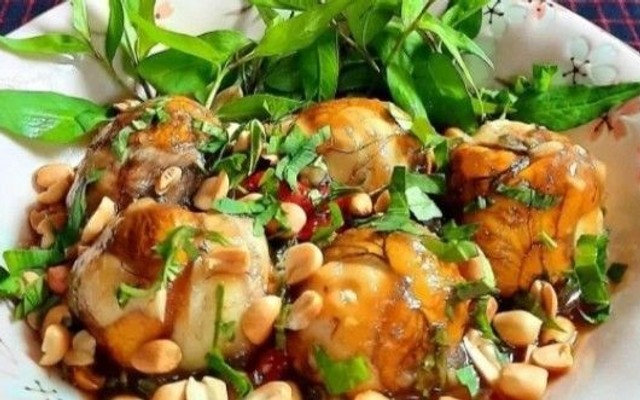 Mẹ Núm - Trứng Vịt Lộn Đủ Món & Nước Giải Nhiệt