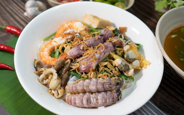 Bún Thái Hải Sản Bà Song