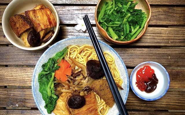 Chay Thanh Đạm - Mì Tiềm Chay - Kha Vạn Cân