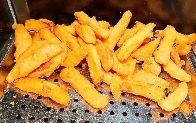 Đặng Nguyễn - Gà Rán & Khoai Lắc