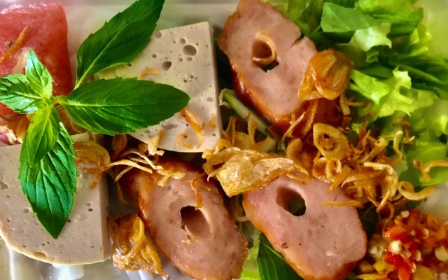 Bánh Cuốn Ngọc Trân