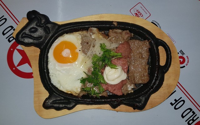 Bít Tết Cô Út
