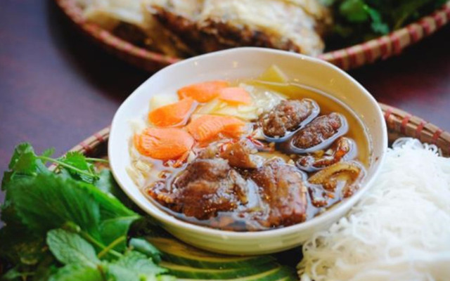 Cô Gấm - Bún Chả & Nem