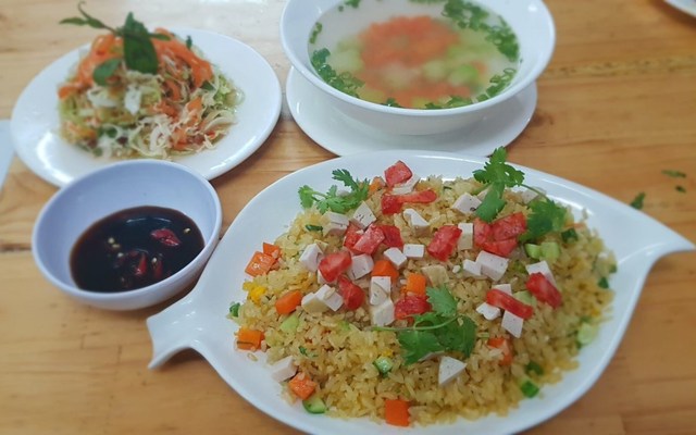 Mẹ Tôm - Cơm Văn Phòng, Cơm Rang & Bún Hải Sản