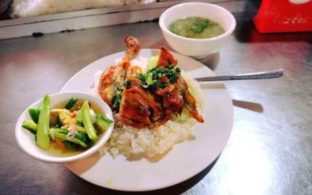 Cơm Tấm Tiến Nhật - Đường 18