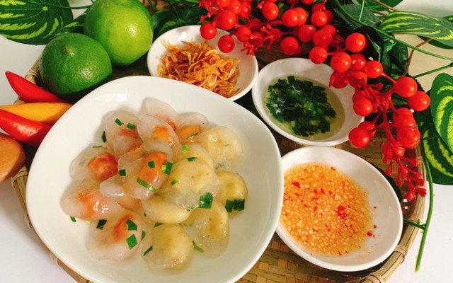 Bếp 3 Chị Em - Bánh Bột Lọc Huế & Ăn Vặt
