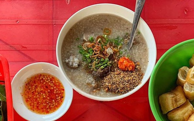 Huỳnh Gia - Cháo Lòng Má Heo