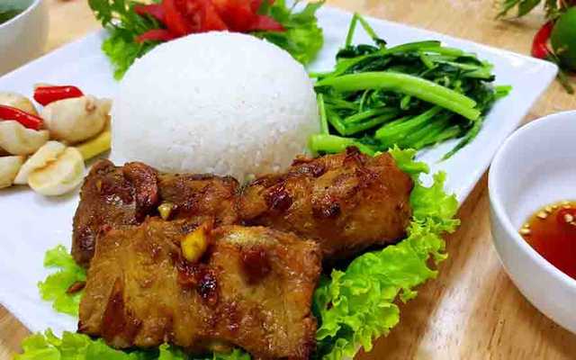 Bếp Son - Cơm Văn Phòng & Bún Hải Sản - Giảng Võ