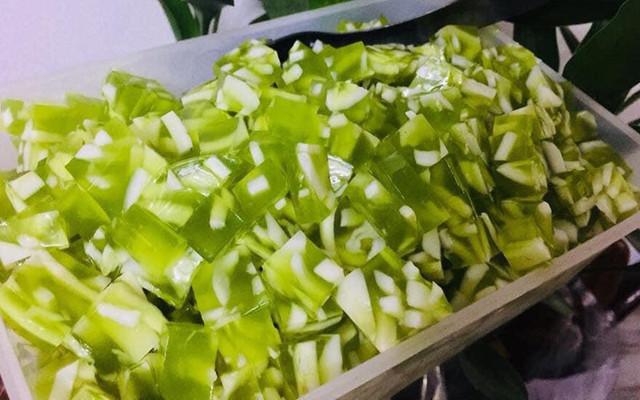 Nhà Đông Con - Chè Dừa, Mì Trộn & Đồ Ăn Vặt