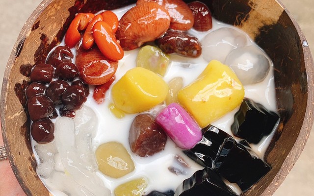 Chè Quán Tám Huế