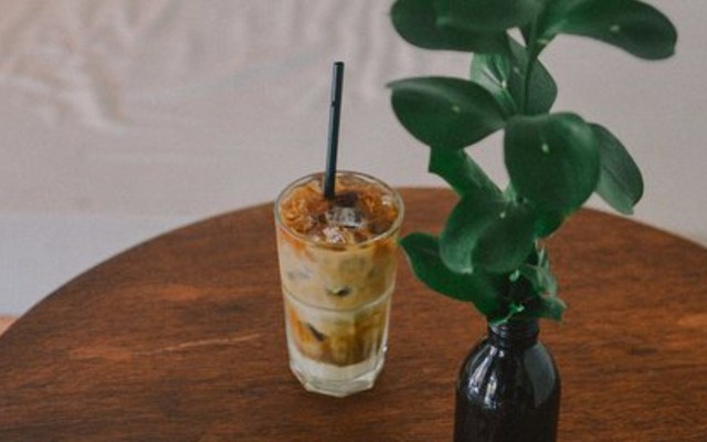 Thép Cà Phê - Cách Mạng Tháng 8