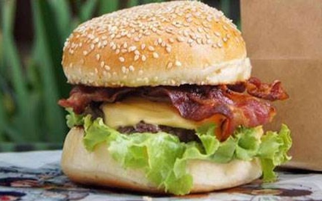 Mole - Hamburger & Mì Ý