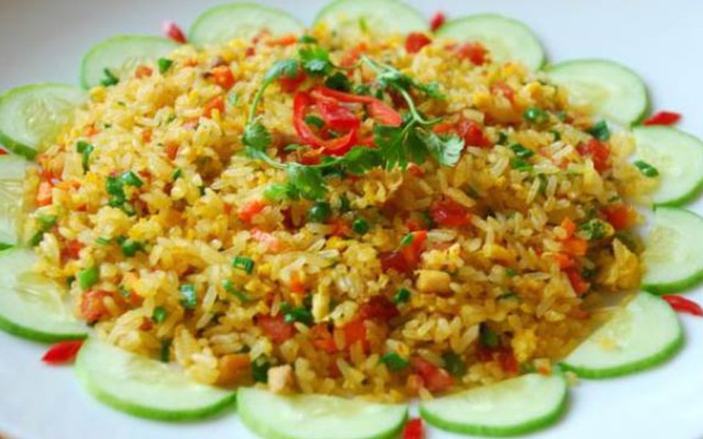 Huyến Béo - Bún Chả & Cơm Rang