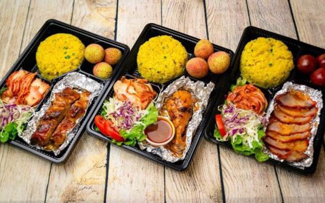 Cơm Gà Hoàng Yến