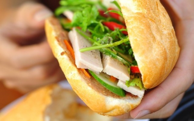 Say Bánh Mì