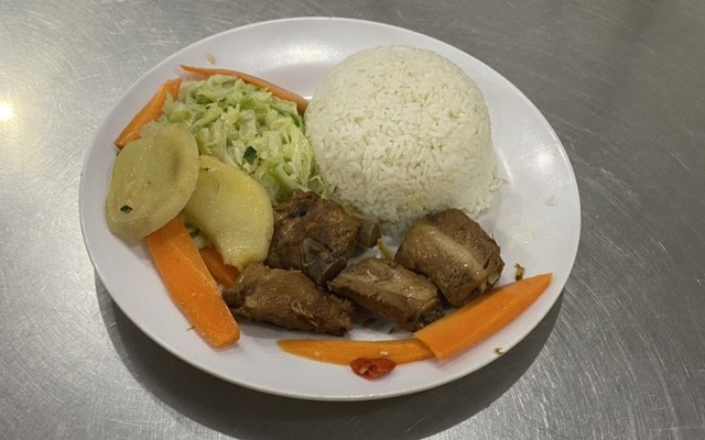 Cơm Gia Đình - Đền Lừ