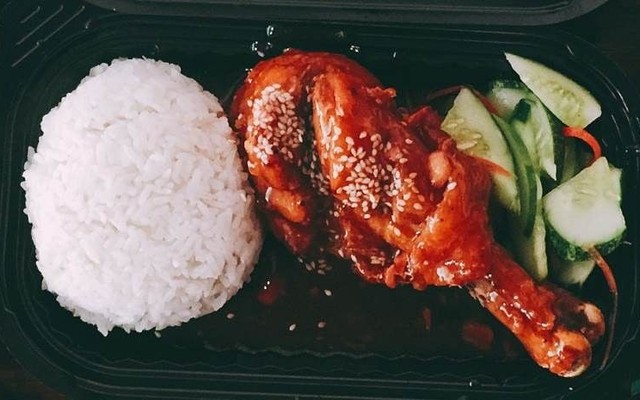 Mỏ Khoét Quán - Cơm Gà Sốt Cay Hàn Quốc - Bạch Mai