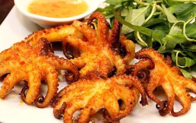 Bạch Tuộc Vòi Nướng Xứ Phan