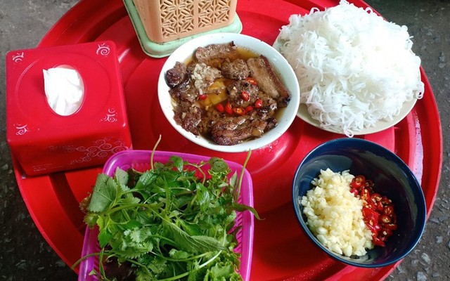 Bún Chả Gia Truyền - Chợ Xanh