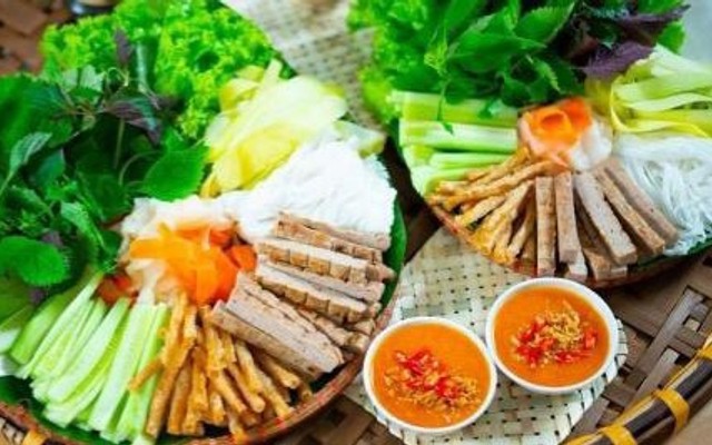 Nem Nướng Nha Trang - Diệu Anh