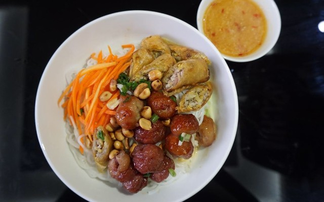 102 Quán - Nem Nướng, Bún Nem & Thốt Nốt Lạnh