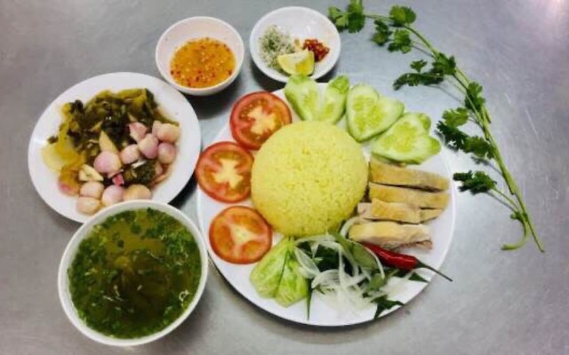 Cơm Gà Bà Linh